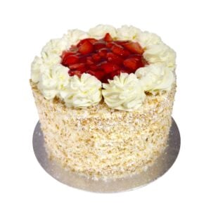 6 inch strawberry gateau cake topped with strawberrys and cream